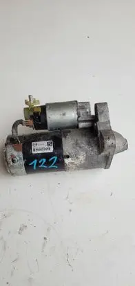 Mazda 3 II Starter motor M001T81582 SH1B
