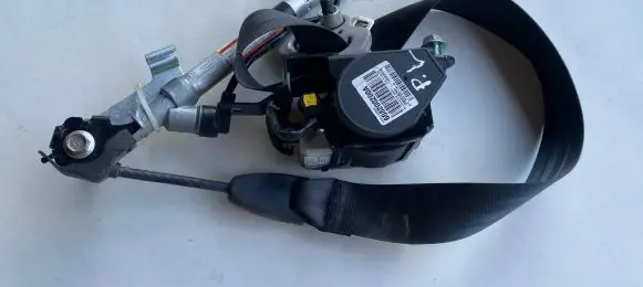 Honda CR-V Front seatbelt 6073523 608200200A