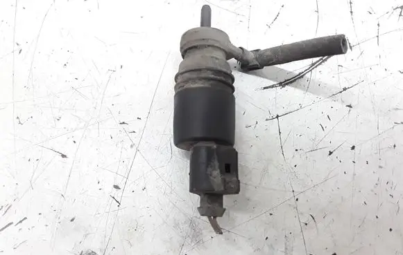 Mercedes-Benz C W203 Windscreen/windshield washer pump