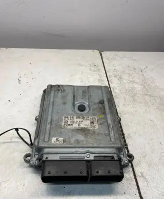 Mercedes-Benz S W221 Engine control unit/module A6421509877 0281014282 A0024460640