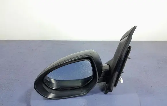 Mazda 2 Front door electric wing mirror