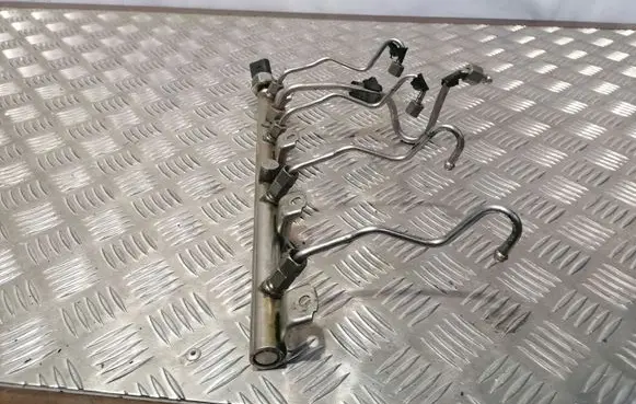 BMW X5 E70 Fuel main line pipe 753731905