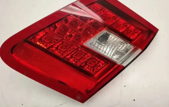 Mercedes-Benz E W212 Tailgate rear/tail lights A2129060258