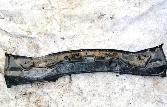 Nissan X-Trail T30 Wiper trim 