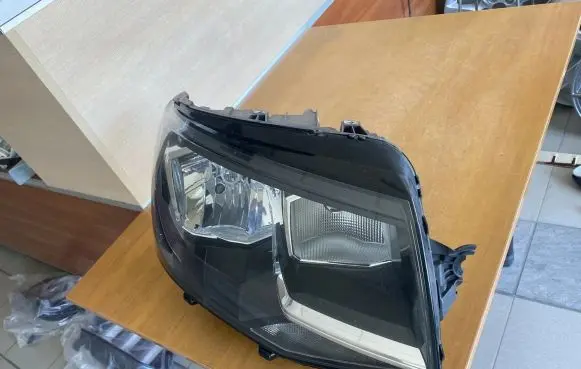 Volkswagen Transporter - Caravelle T6 Headlight/headlamp 7E1941016AD