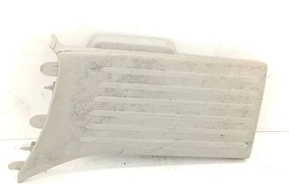 Chrysler Pacifica Rear sill trim cover 5SP27PD2AF JR217703 2862320