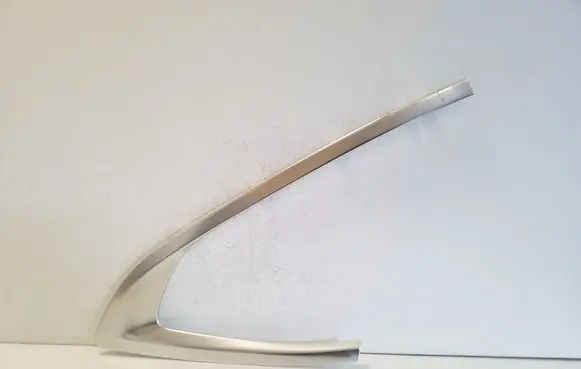 BMW i4 Rear side glass trim 7483004