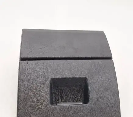 BMW 3 E90 E91 Front trunk storage compartment 7132865