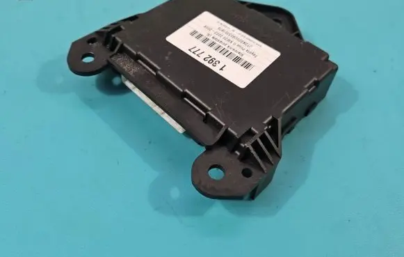 Toyota Prius (XW20) Central body control module 88650-47051 IMPRK1392777