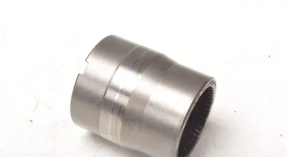 Volvo XC90 Rear differential mounting bracket 