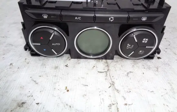 Citroen C3 Climate control unit 96753994XT