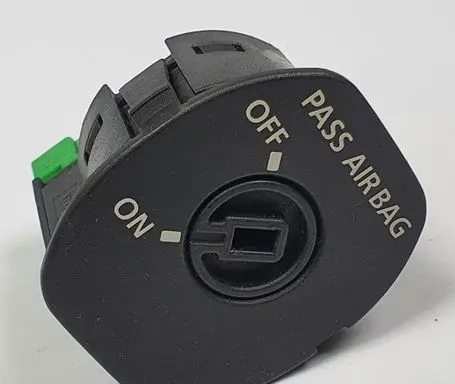Land Rover Discovery 4 - LR4 Passenger airbag on/off switch YWL500050PVJ
