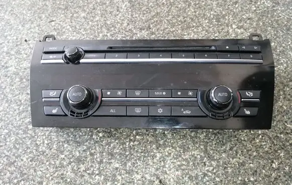 BMW 7 F01 F02 F03 F04 Climate control unit 9241232