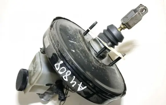 Mazda 626 Brake booster 83404324