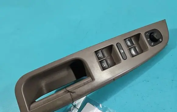 Volkswagen Golf VI Electric window control switch 1K4959857B IMPRK1520702