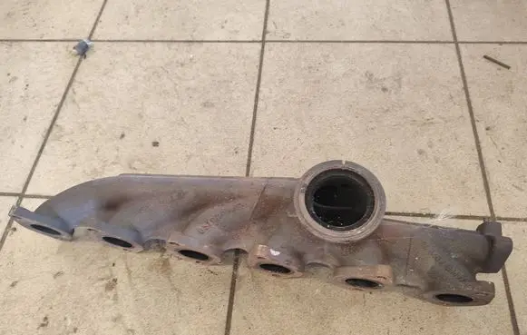 BMW X5 E70 Exhaust manifold 11628519607 11628511764 11628510293