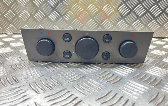 Opel Signum Climate control unit 13131021