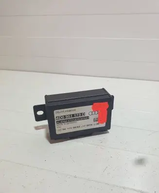 Audi A8 S8 D3 4E Alarm control unit/module 4D0951173D