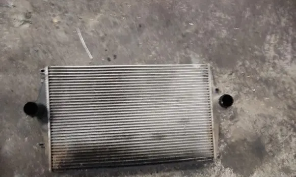 Volvo V70 Intercooler radiator 