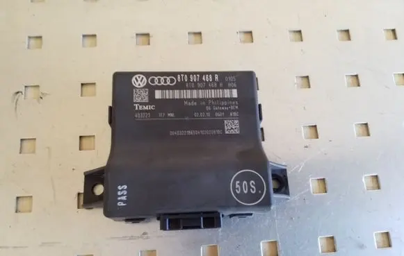 Audi A5 8T 8F Other control units/modules 8T0907468R