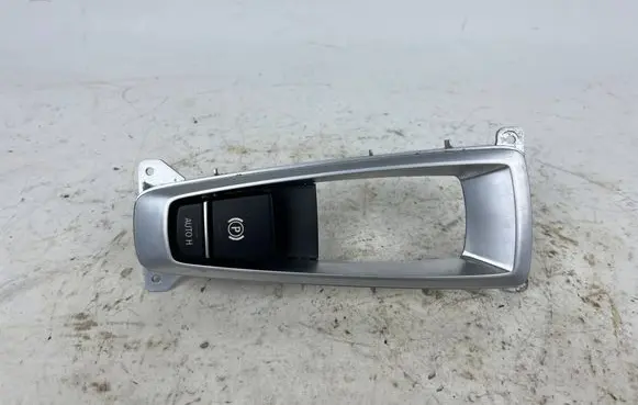 BMW X5 F15 Hand brake release handle 9350898