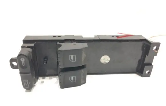 Skoda Octavia Mk1 (1U) Electric window control switch