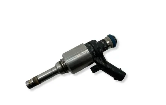 Audi A4 S4 B8 8K Fuel injector 06H906036H