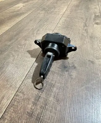 Audi A6 S6 C6 4F Ignition lock 4F0909131E 4F0910131E 33301301
