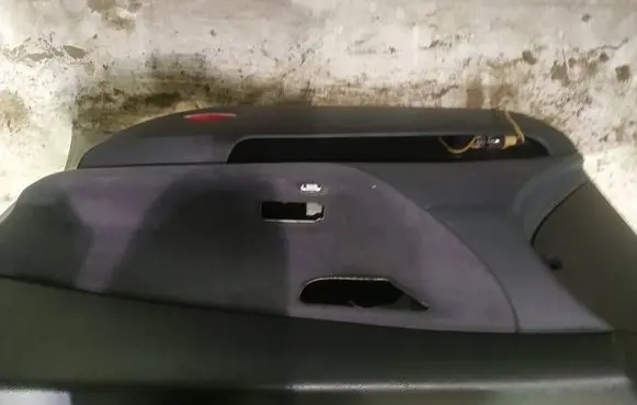 Nissan Primera Front door card panel trim 