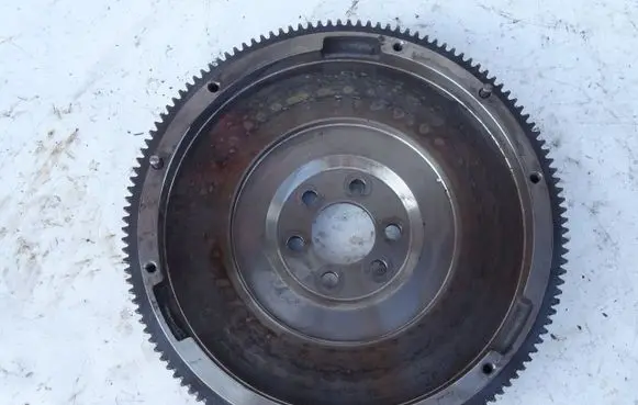 Volkswagen Golf VI Flywheel 03C105273H