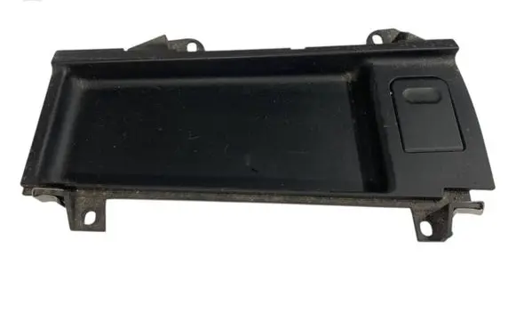 BMW 5 E39 Cigarette lighter front 8159694 51168159694