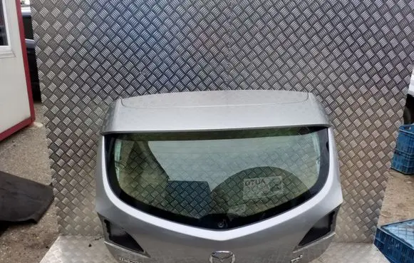 Mazda 3 II Tailgate/trunk/boot lid