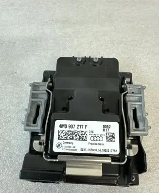 Audi Q7 4M Windshield/windscreen camera 4M0907217F