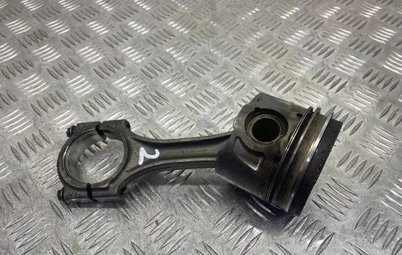 Land Rover Evoque I Piston with connecting rod 9688245380