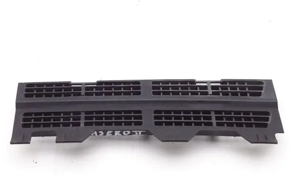 Mitsubishi Pajero Wiper trim MITSUBISHI_PAJERO_II_91-99_KRATKA_PODSZYBIA