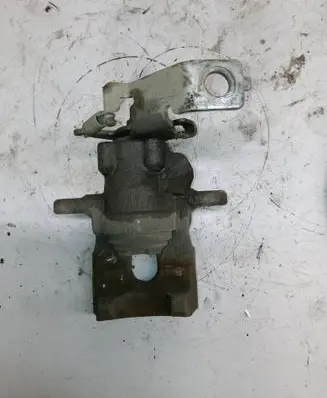 Toyota Prius (XW50) Rear brake caliper