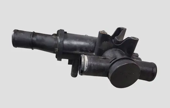 Volvo V50 Thermostat/thermostat housing
