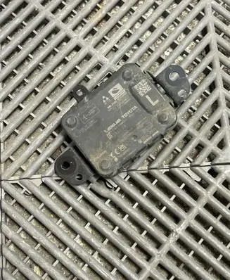 Distronic sensor radar
