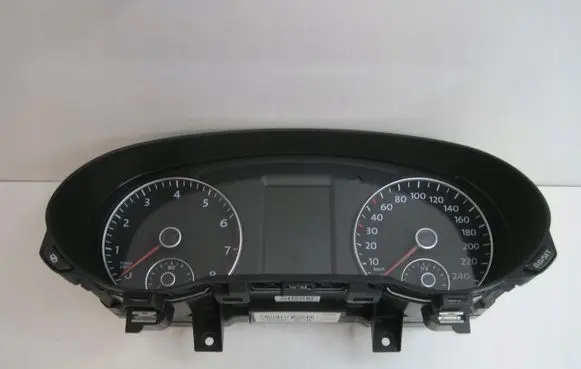 Volkswagen Sharan Speedometer (instrument cluster) 7N0920870