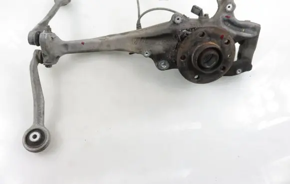 Audi Q5 SQ5 Front wheel hub spindle knuckle 8K0407258G
