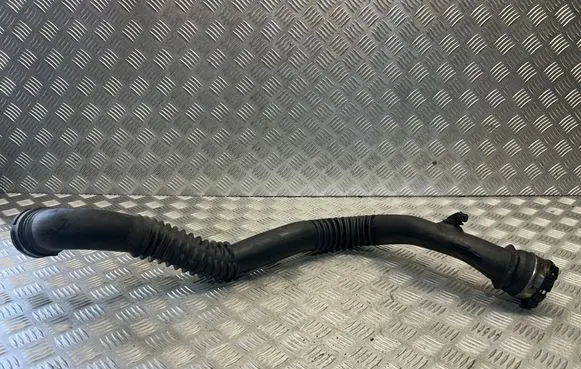 Intercooler hose/pipe
