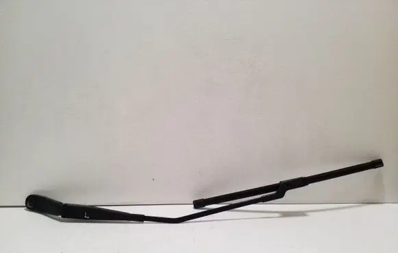 Volvo XC60 Front wiper blade arm 30753529