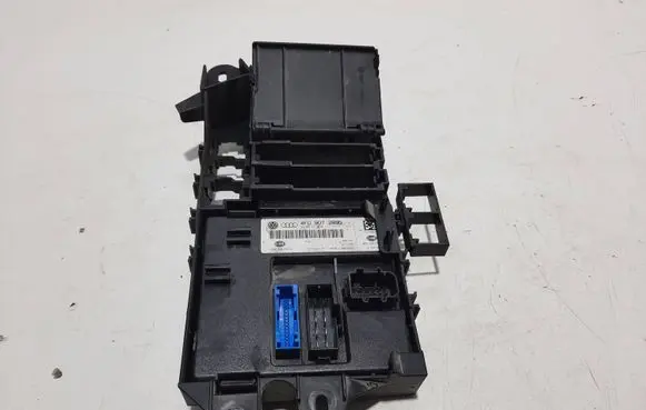 Audi A6 S6 C6 4F Light module LCM 4F0907289G
