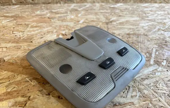Volvo S60 Front seat light 9483553