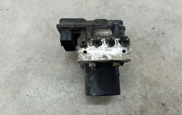 Skoda Roomster (5J) ABS Pump 