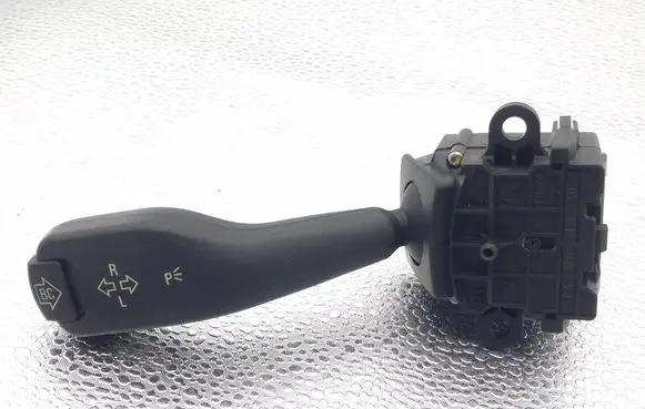 BMW 5 E39 Indicator stalk 8363668 01104010