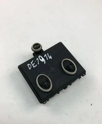 Volkswagen Tiguan Door control unit/module 8W1959595D