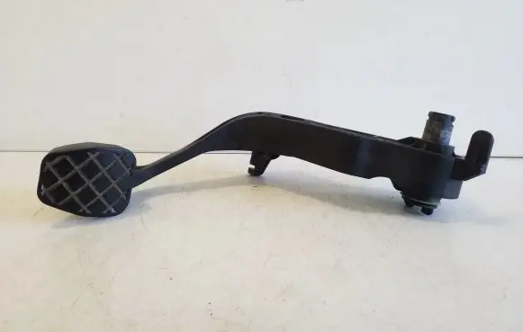 Volkswagen Polo V 6R Clutch pedal 6R2721318