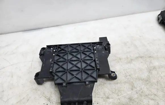 Volvo S60 Engine control unit holder 30729835