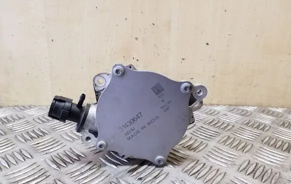 Volvo XC90 Vacuum pump 31430647